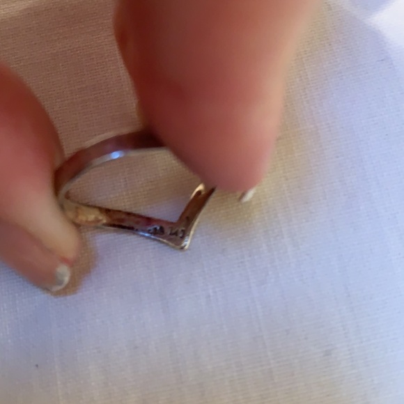 925 Sterling Silver WishBone Ring - Picture 2 of 3